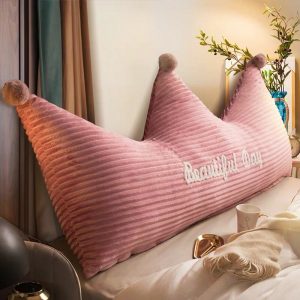 Gối tựa vương miện